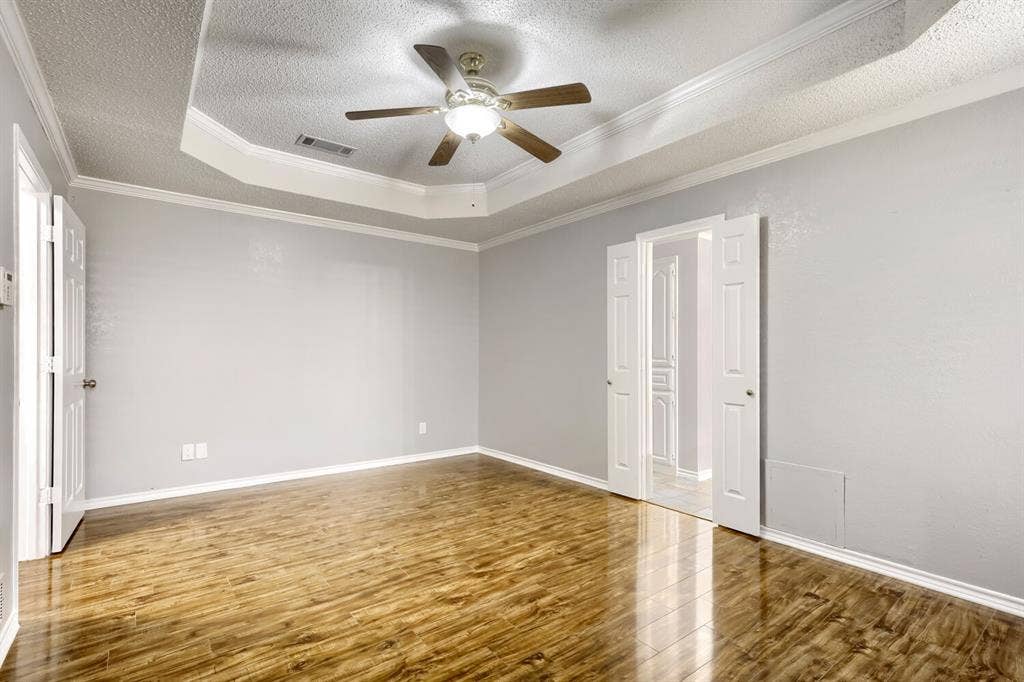 504 Wisterglen Drive, DeSoto, TX 75115 504 Wisterglen Drive, DeSoto, TX 75115
