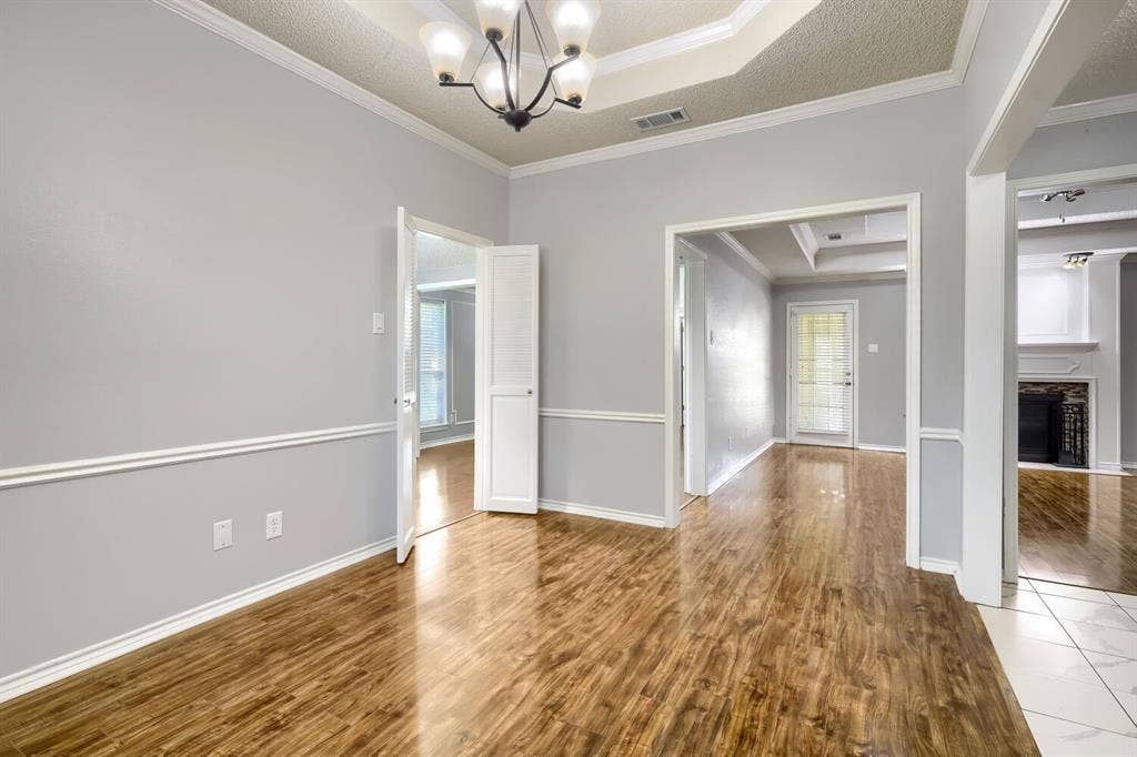 504 Wisterglen Drive, DeSoto, TX 75115 504 Wisterglen Drive, DeSoto, TX 75115