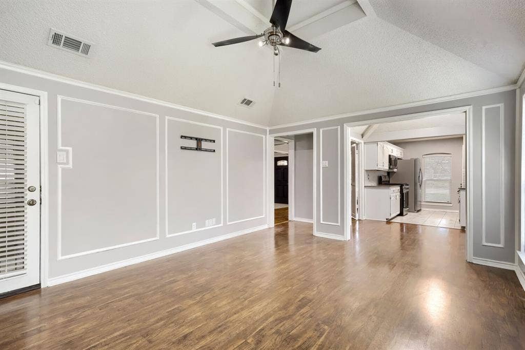 504 Wisterglen Drive, DeSoto, TX 75115 504 Wisterglen Drive, DeSoto, TX 75115