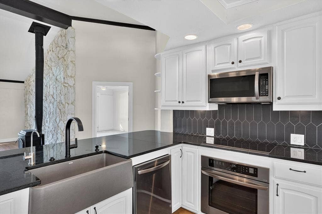 10115 General Bond Court, McKinney, TX 75071 10115 General Bond Court, McKinney, TX 75071