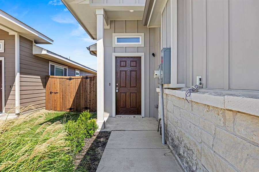 Property photo for 617 Blackland Drive, Venus, TX