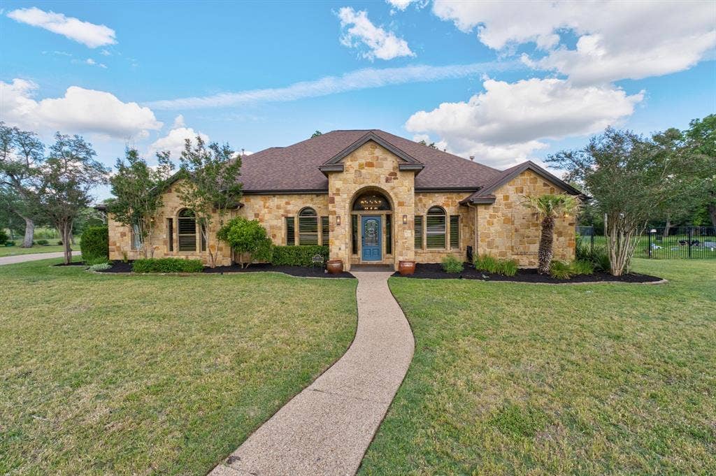 416 Shadywood Lane, Dripping Springs, TX 78620 416 Shadywood Lane, Dripping Springs, TX 78620