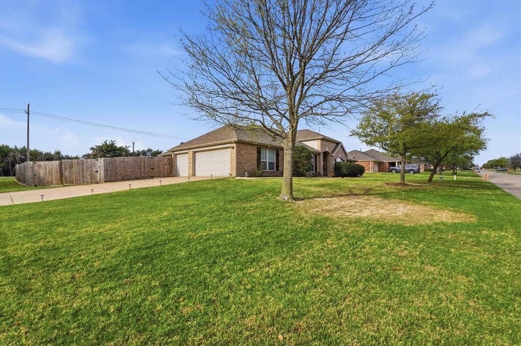 114 Clydesdale Drive, Fate, TX 75087 114 Clydesdale Drive, Fate, TX 75087