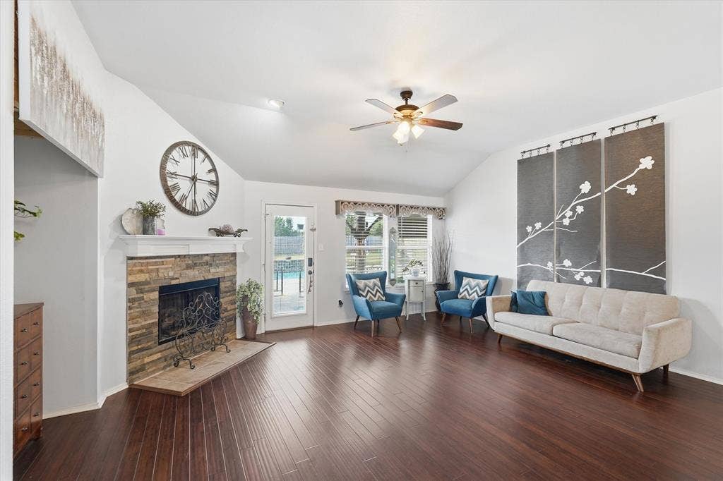 114 Clydesdale Drive, Fate, TX 75087 114 Clydesdale Drive, Fate, TX 75087