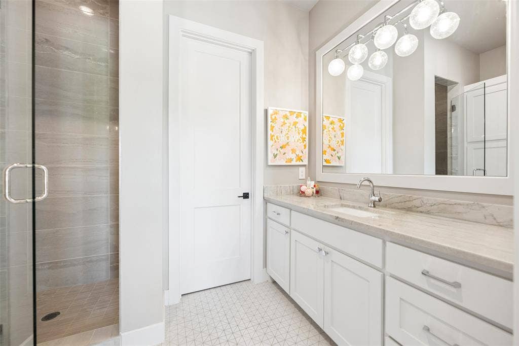 826 Marie Drive, Colleyville, TX 76034