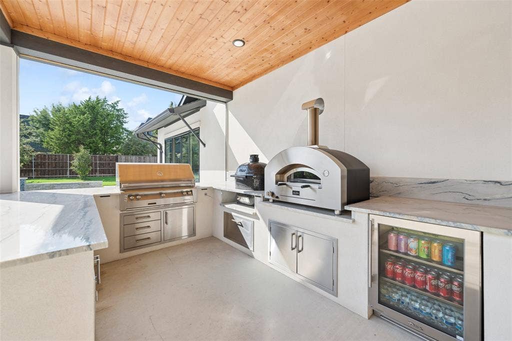 826 Marie Drive, Colleyville, TX 76034