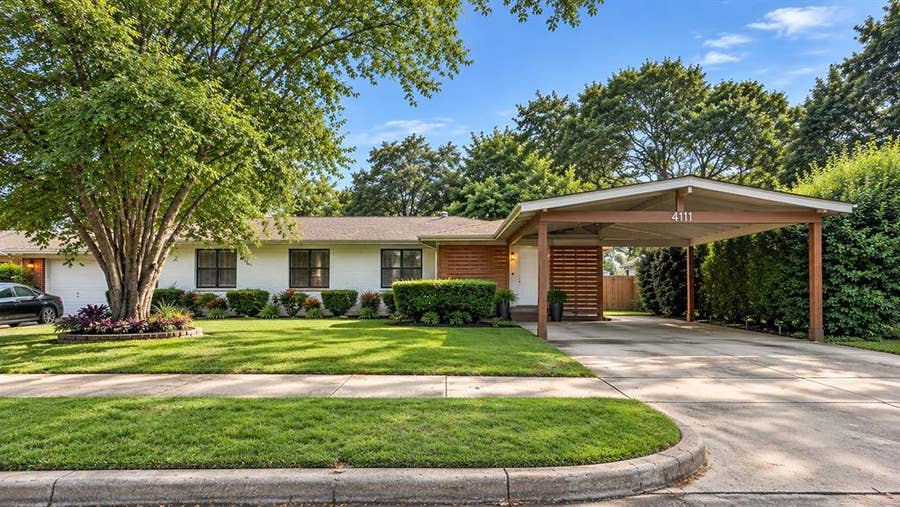 Property photo for 4111 Vanette Lane, Dallas, TX
