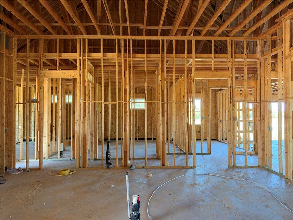 918 Hawks Point Drive, Waco, TX 76657 918 Hawks Point Drive, Waco, TX 76657