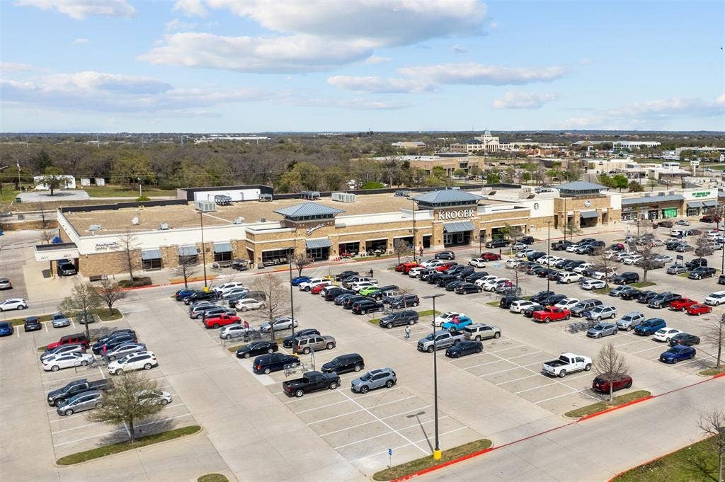 5208 Middlestone Lane, Denton, TX 76226