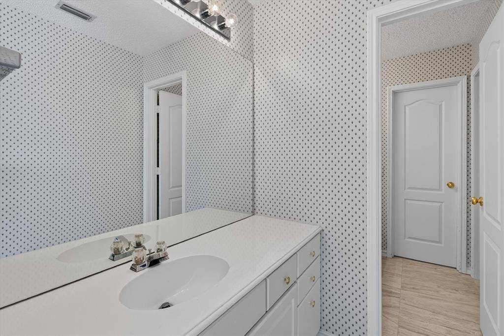 448 Halifax Drive, Coppell, TX 75019 448 Halifax Drive, Coppell, TX 75019
