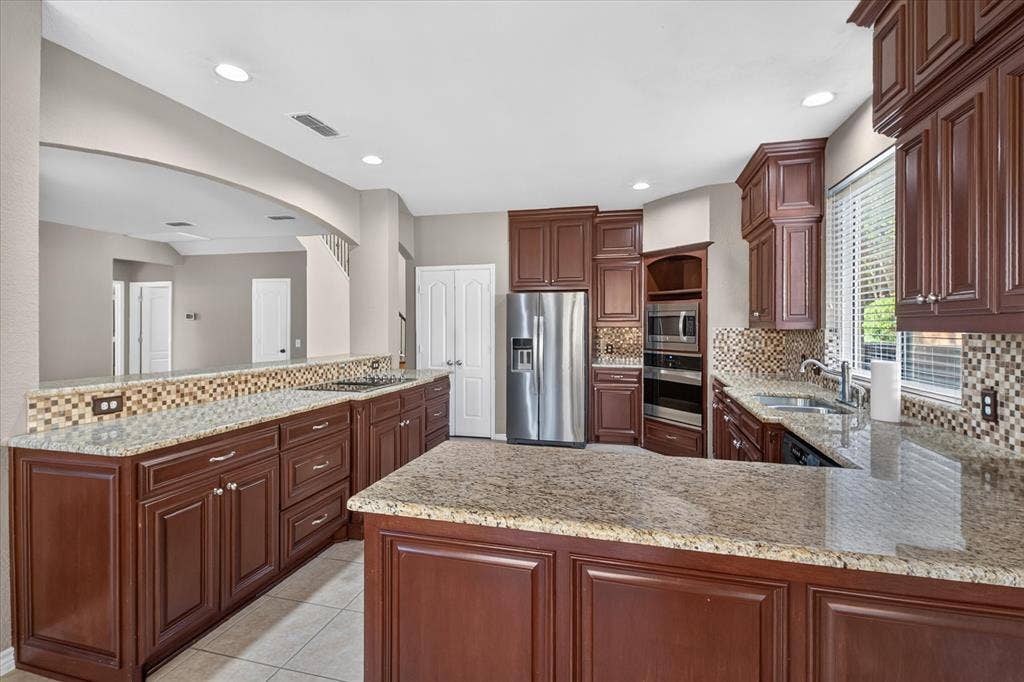 448 Halifax Drive, Coppell, TX 75019 448 Halifax Drive, Coppell, TX 75019