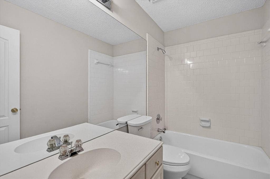 448 Halifax Drive, Coppell, TX 75019 448 Halifax Drive, Coppell, TX 75019