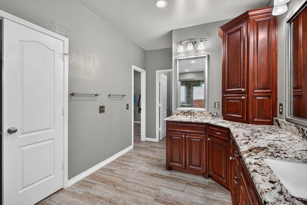 448 Halifax Drive, Coppell, TX 75019 448 Halifax Drive, Coppell, TX 75019