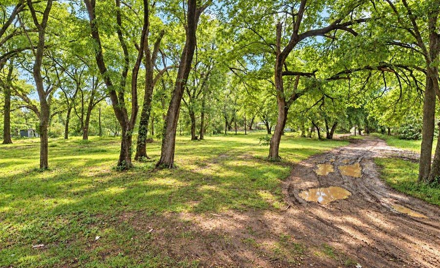 Property photo for 152 Bowden Circle, Burleson, TX