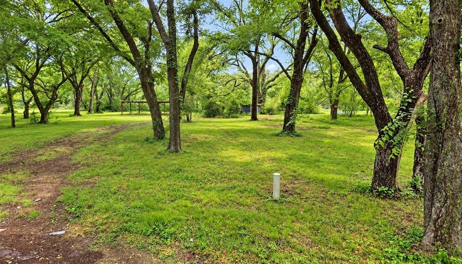 Property photo for 200 Bowden Circle, Burleson, TX