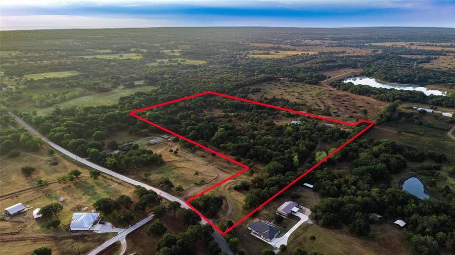 Property photo for 2901 Harwell Lake Road, Weatherford, TX