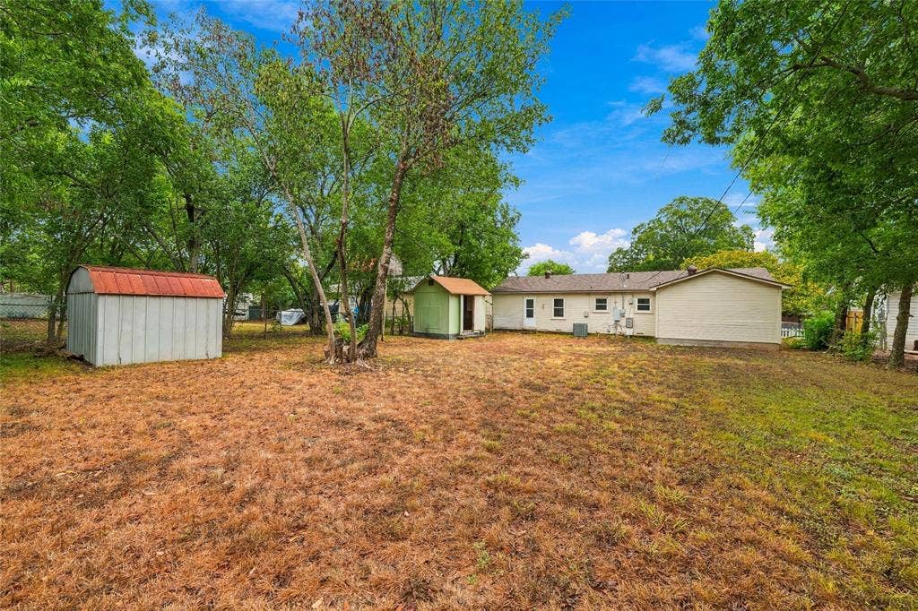 1806 Rambler Drive, Waco, TX 76710 1806 Rambler Drive, Waco, TX 76710