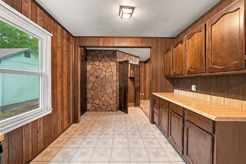 1806 Rambler Drive, Waco, TX 76710 1806 Rambler Drive, Waco, TX 76710