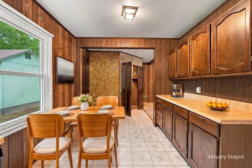 1806 Rambler Drive, Waco, TX 76710 1806 Rambler Drive, Waco, TX 76710