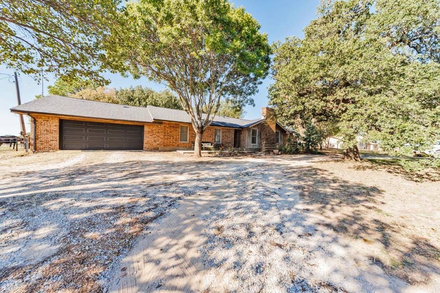 Property photo for 745 Winn Road, Bowie, TX