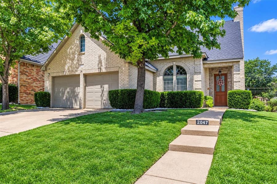 Property photo for 2047 Chevella Drive, Dallas, TX