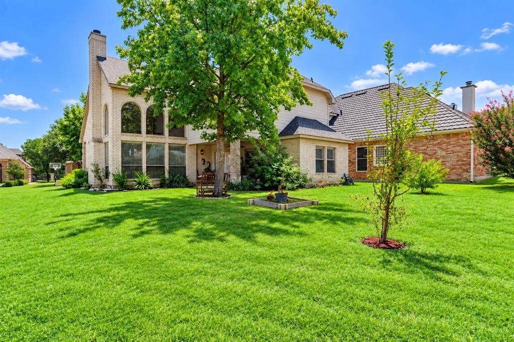 2047 Chevella Drive, Dallas, TX 75232 2047 Chevella Drive, Dallas, TX 75232