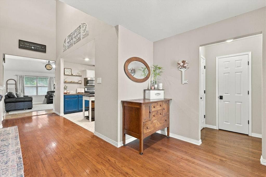 200 Ellicott Drive, Roanoke, TX 76262