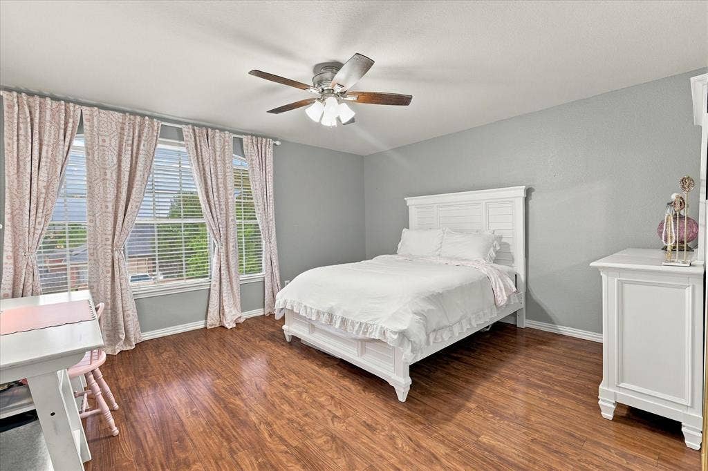200 Ellicott Drive, Roanoke, TX 76262