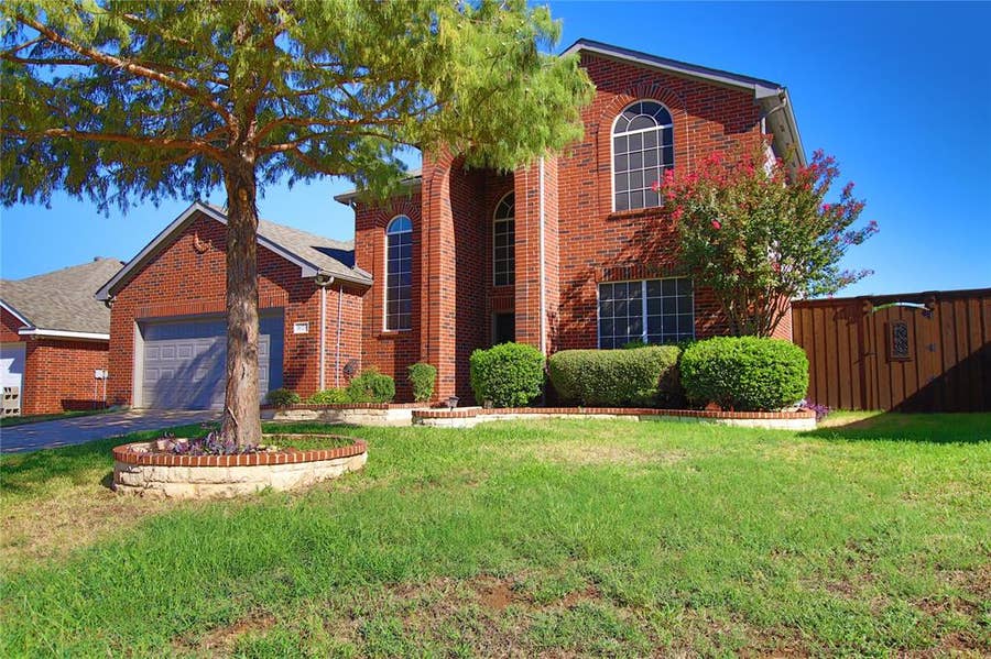 Property photo for 1625 Mallard Drive, Corinth, TX