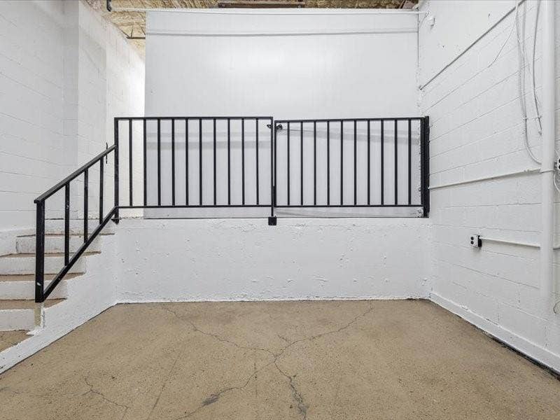 914 W Commerce Street, Dallas, TX 75208 914 W Commerce Street, Dallas, TX 75208
