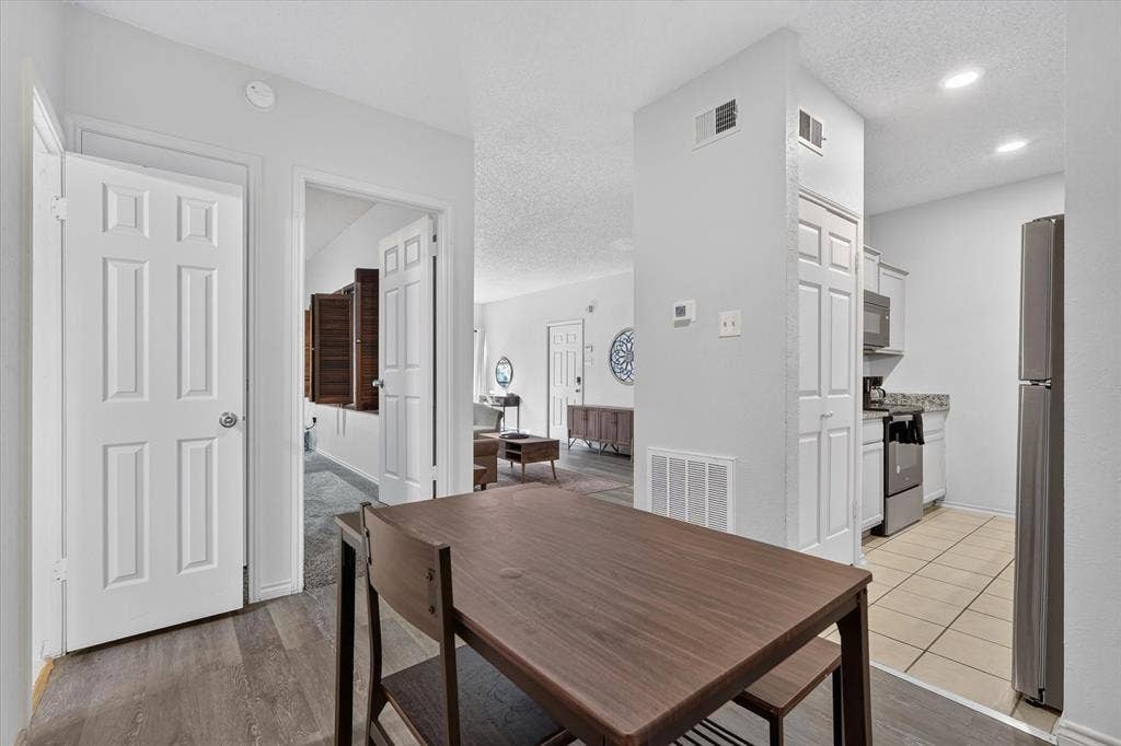 9254 Forest Lane, #106, Dallas, TX 75243 9254 Forest Lane, #106, Dallas, TX 75243