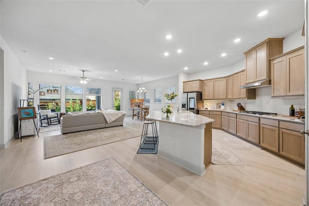 2546 Runhappy Court, Celina, TX 75009 Open Living Floor Plan
