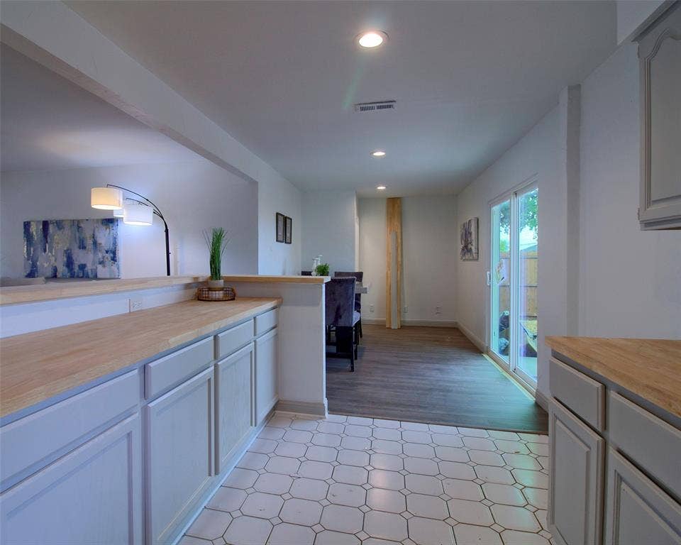 11703 Abston Lane, Dallas, TX 75218