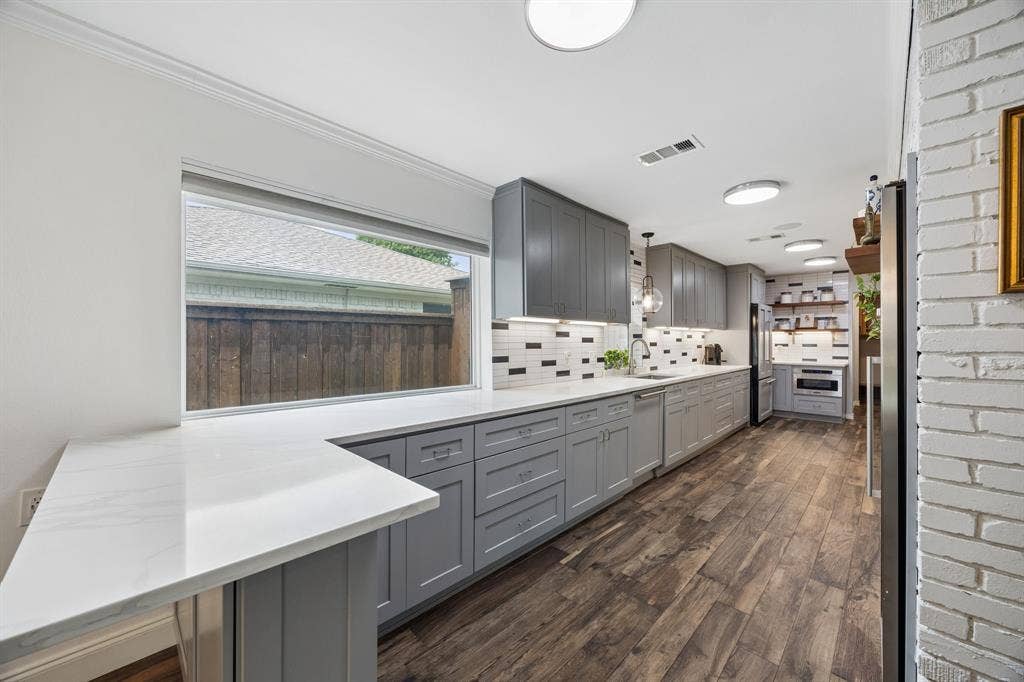 7711 La Avenida Drive, Dallas, TX 75248