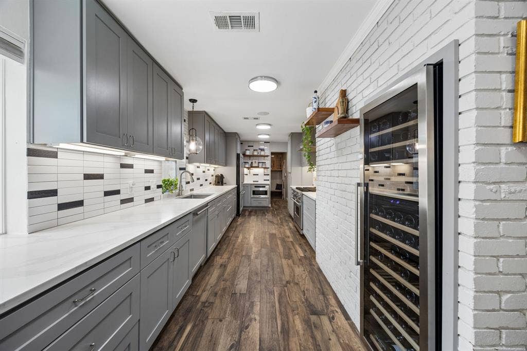7711 La Avenida Drive, Dallas, TX 75248