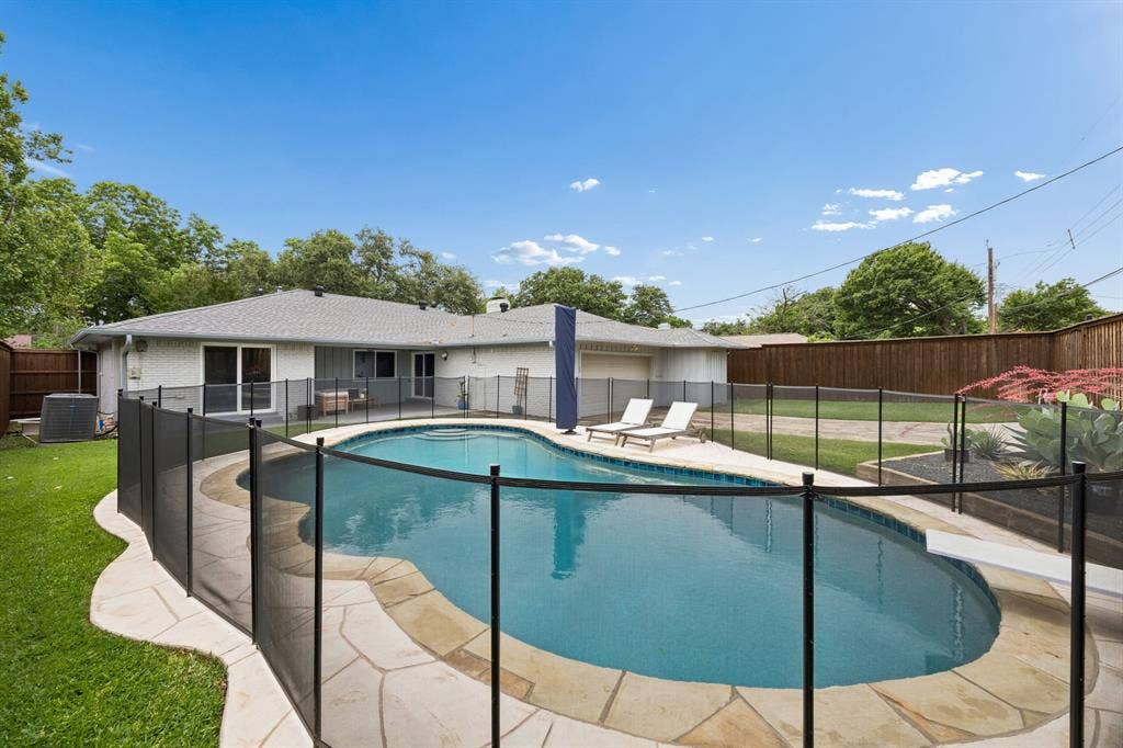 7711 La Avenida Drive, Dallas, TX 75248