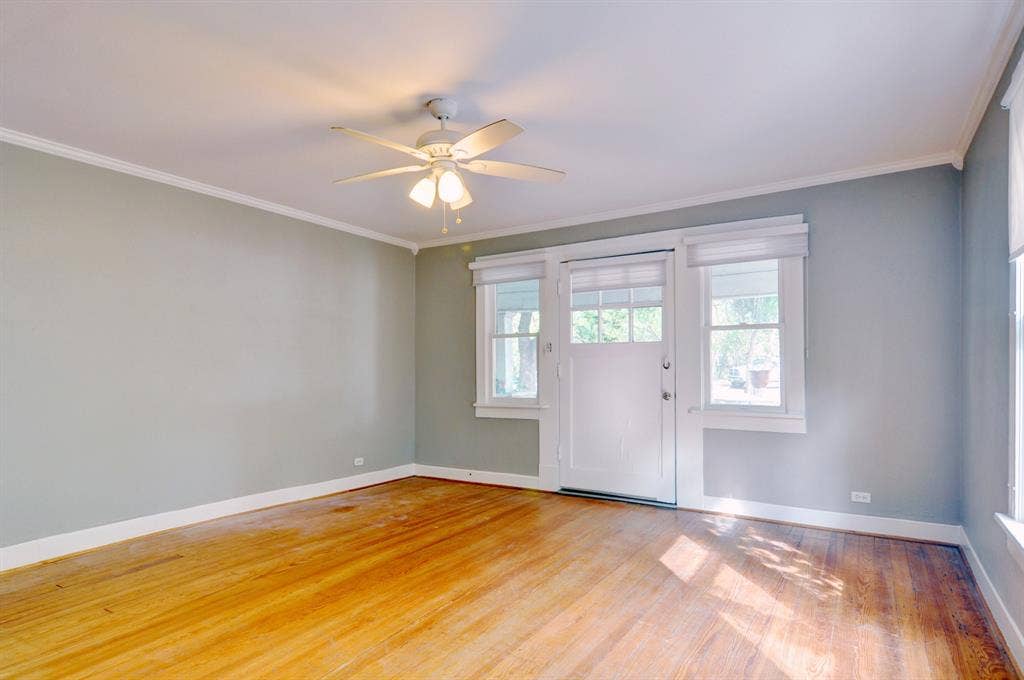 656 May Street, Fort Worth, TX 76104 656 May Street, Fort Worth, TX 76104