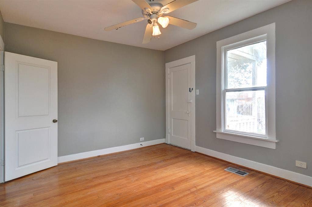 656 May Street, Fort Worth, TX 76104 656 May Street, Fort Worth, TX 76104
