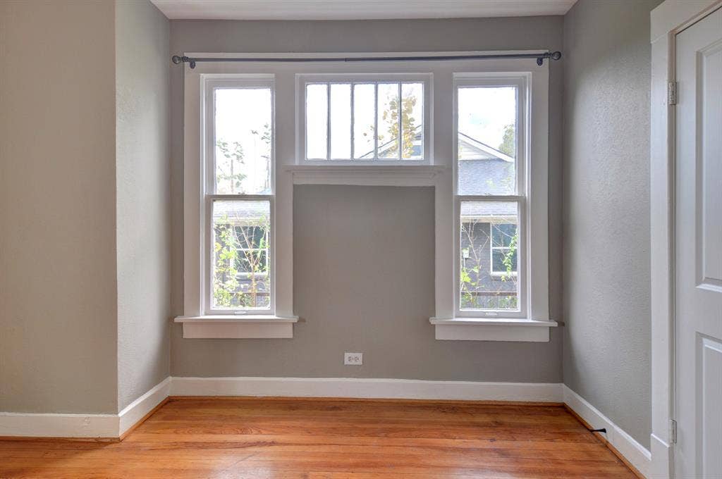 656 May Street, Fort Worth, TX 76104 656 May Street, Fort Worth, TX 76104