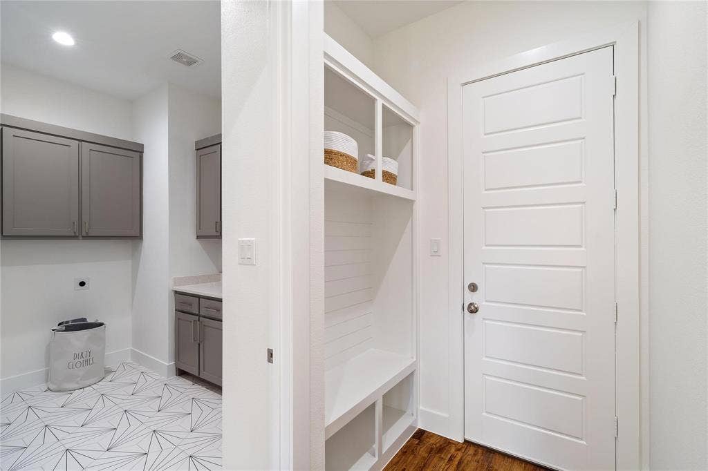 907 Saint George Place, DeSoto, TX 75115 907 Saint George Place, DeSoto, TX 75115
