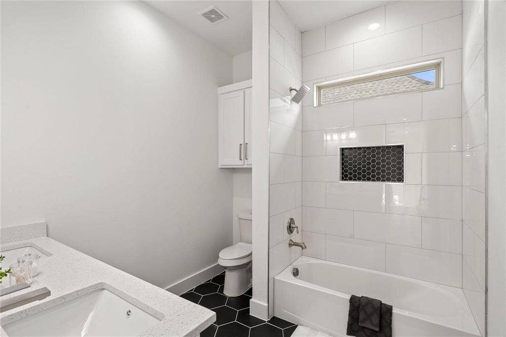 907 Saint George Place, DeSoto, TX 75115 907 Saint George Place, DeSoto, TX 75115