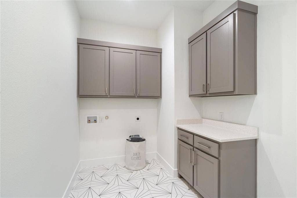 907 Saint George Place, DeSoto, TX 75115 907 Saint George Place, DeSoto, TX 75115