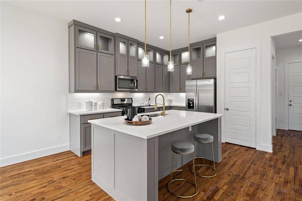 907 Saint George Place, DeSoto, TX 75115 907 Saint George Place, DeSoto, TX 75115