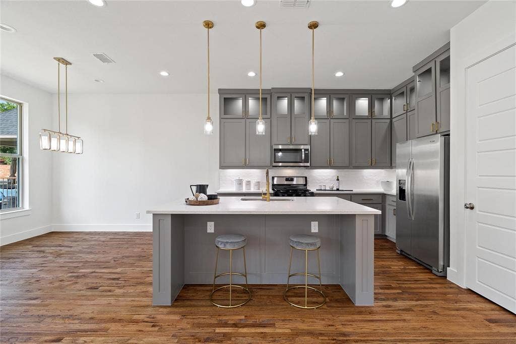 907 Saint George Place, DeSoto, TX 75115 907 Saint George Place, DeSoto, TX 75115