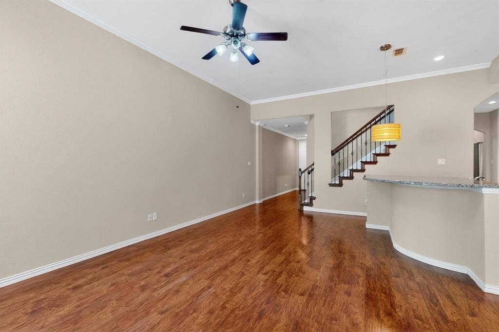 6106 Black Swan Circle, Garland, TX 75044