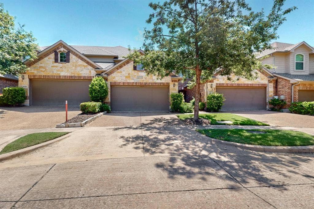 6106 Black Swan Circle, Garland, TX 75044