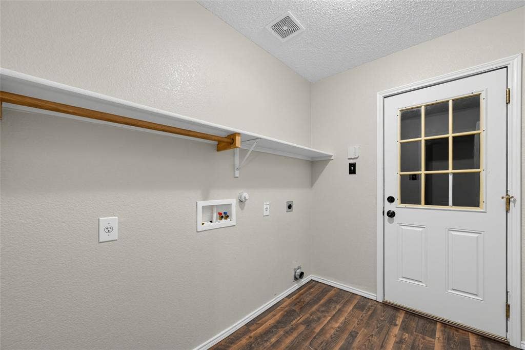 1857 Lariat Drive, Fort Worth, TX 76247 1857 Lariat Drive, Fort Worth, TX 76247