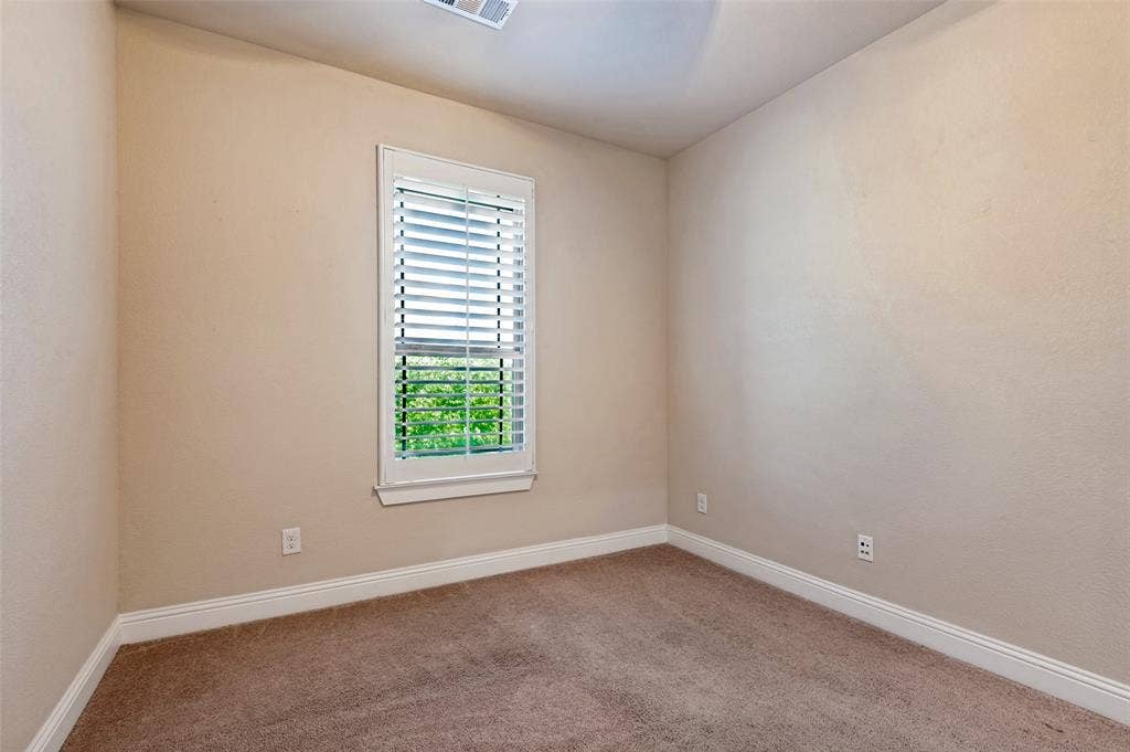 1606 Brook Grove Drive, Euless, TX 76039