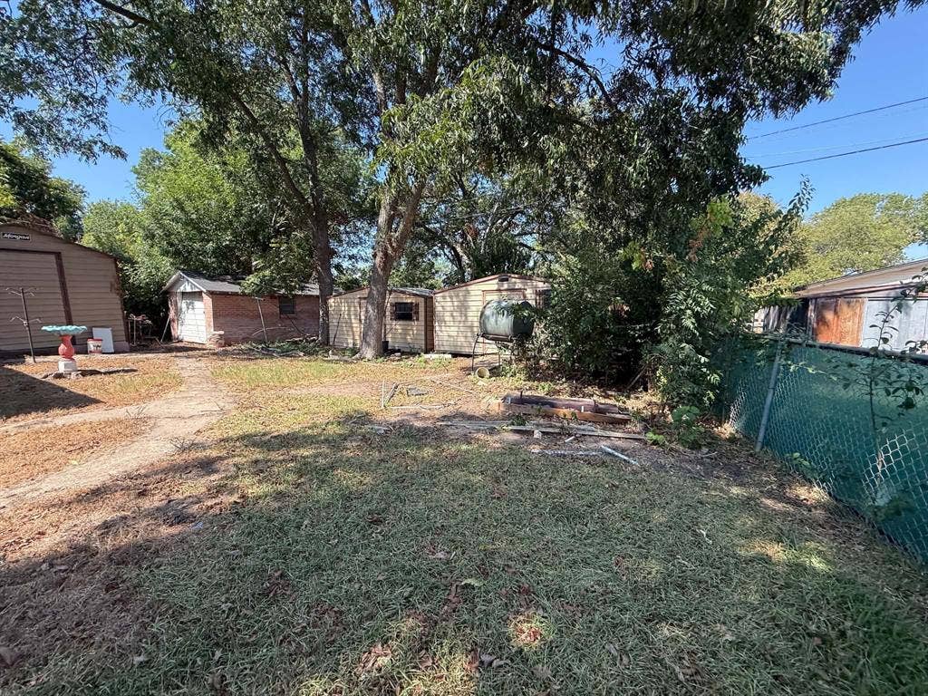 2206 S 51st Street, Temple, TX 76504 2206 S 51st Street, Temple, TX 76504