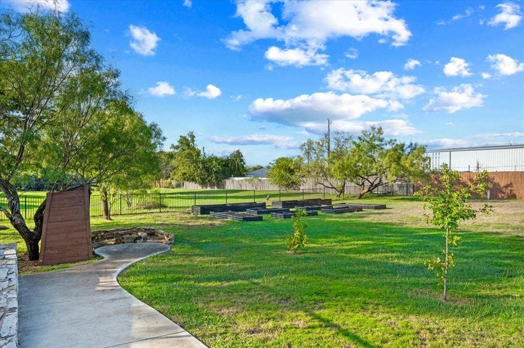 137 Prairie Ridge Drive, Aledo, TX 76008